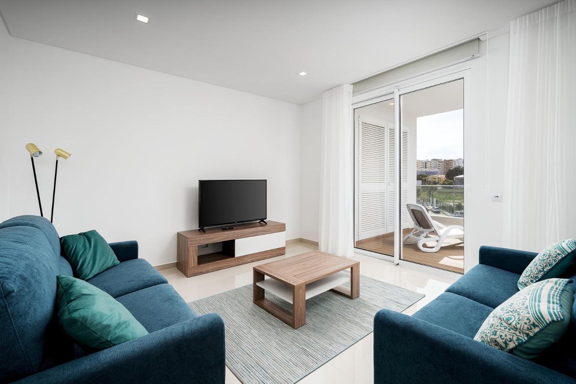 Marina View 11 With Pool By Homing * Lagos